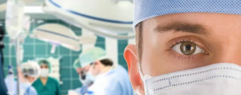surgical technologist program benefits